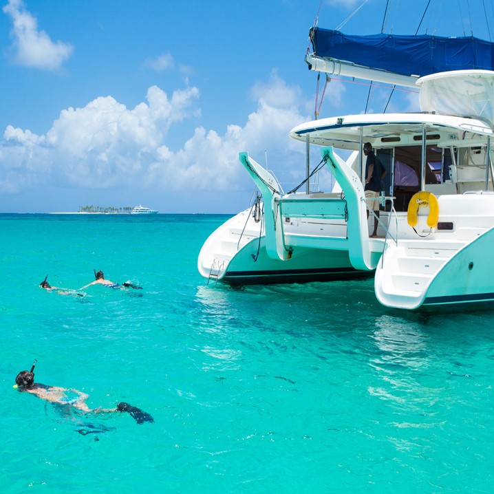 Delux Catamaran Adventure