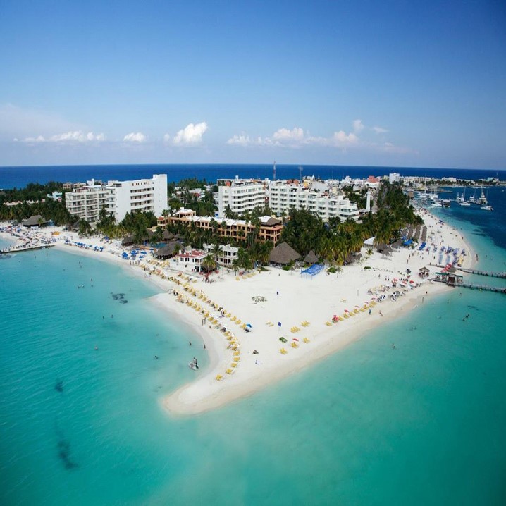 Delux Catamaran Adventure